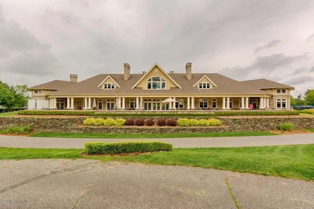 $90,000 | 11469 Fox Row, Unit 54, Stanwood, MI 49346
