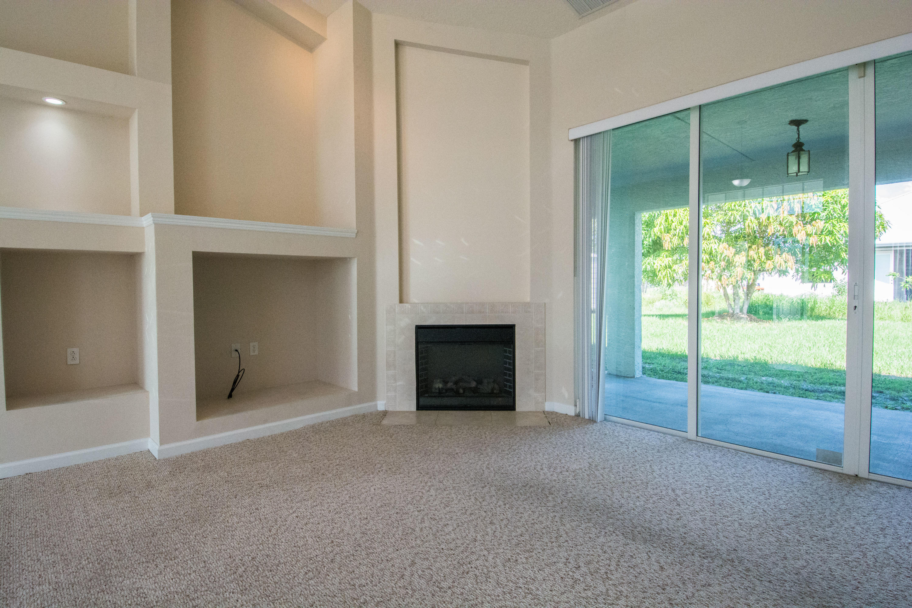 1092 Southwest Fenway Road Port St. Lucie, FL 34953 - Photo 19 of 40 03_Living Room (6)