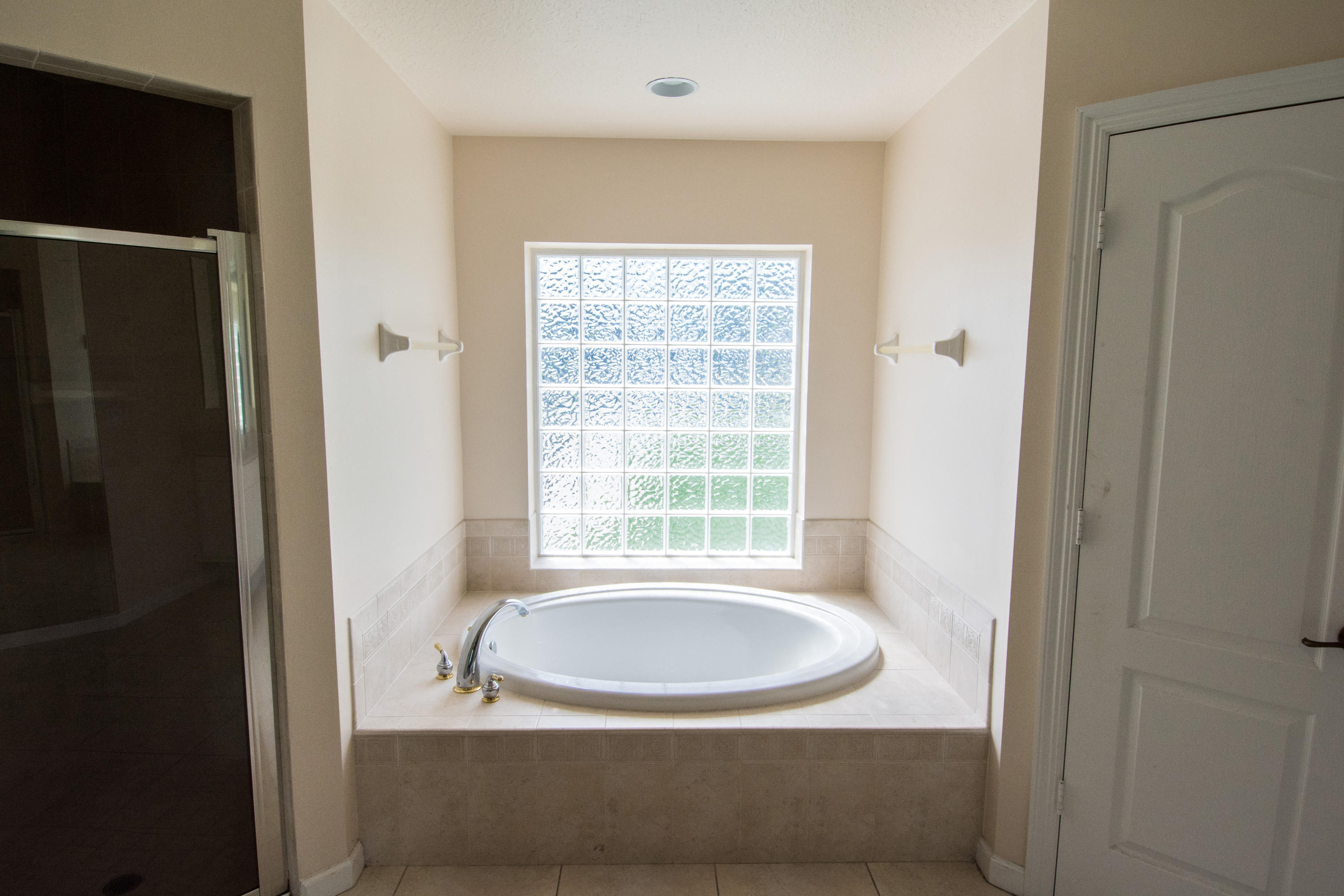 1092 Southwest Fenway Road Port St. Lucie, FL 34953 - Photo 31 of 40 10_Bathroom 2 (3)