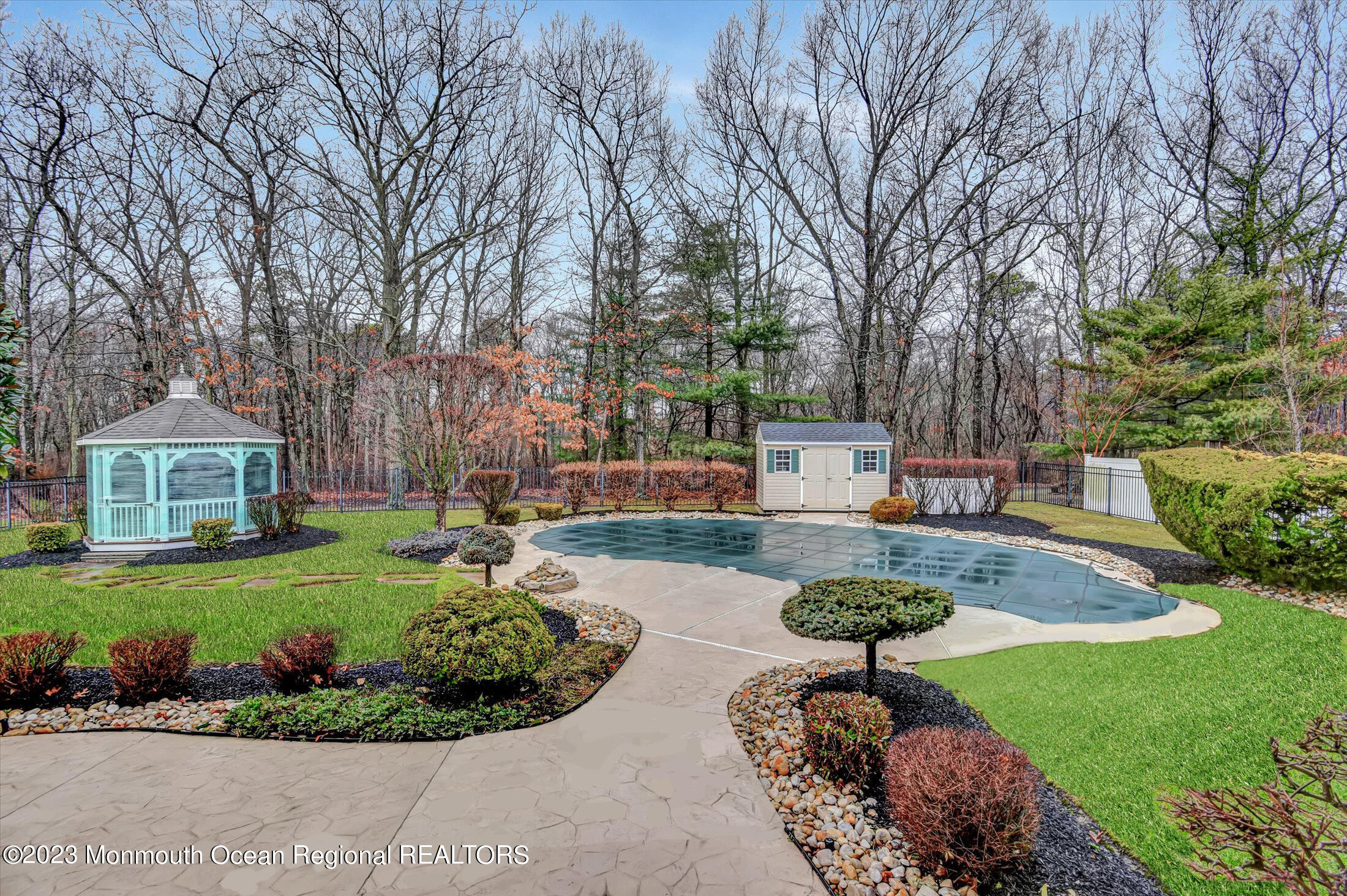 112 Mesa Verde Lane Howell, NJ 07731 - Photo 33 of 48 37-Backyard-new