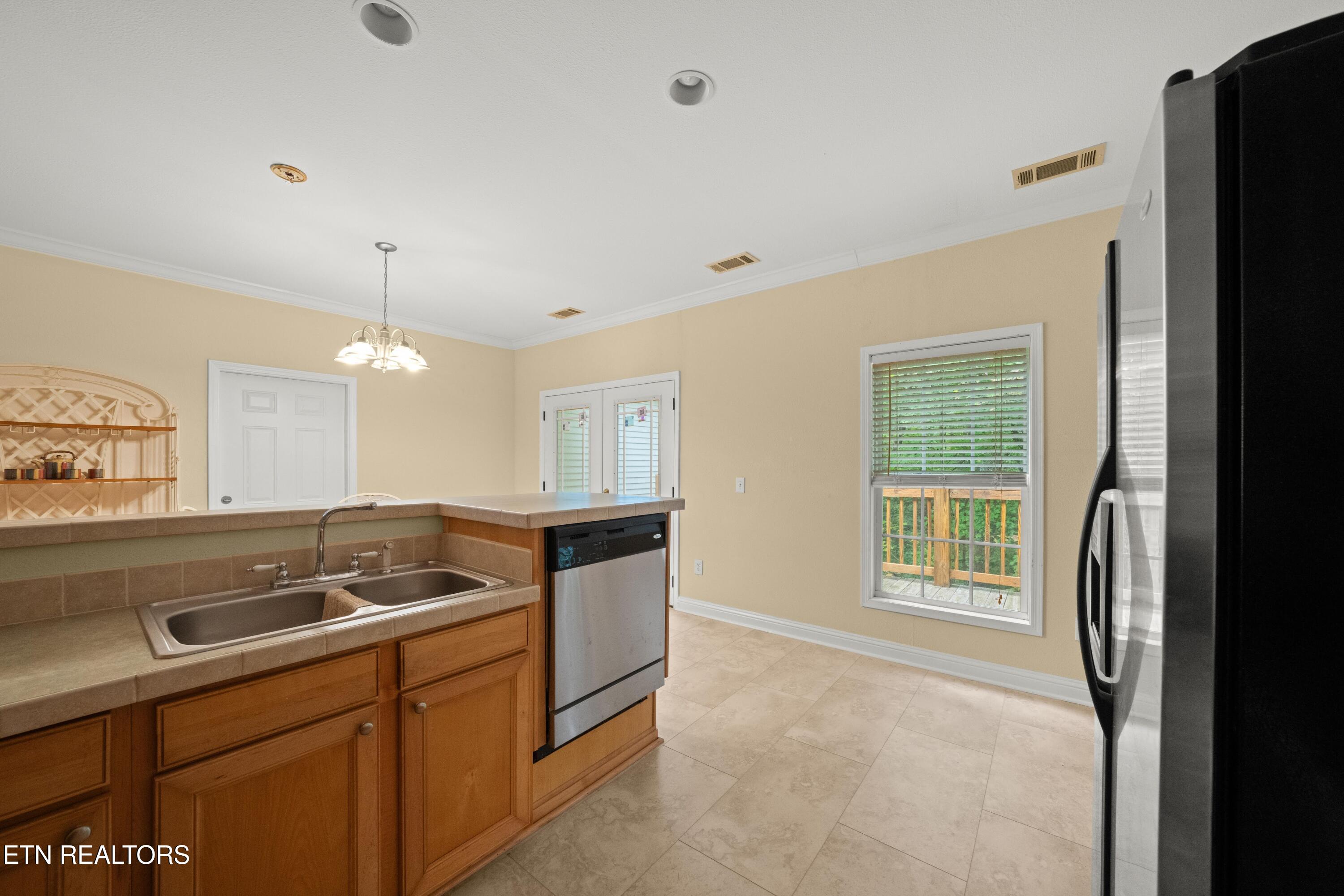 359 East Cove Road Monterey, TN 38574 - Photo 13 of 37 DSC06368
