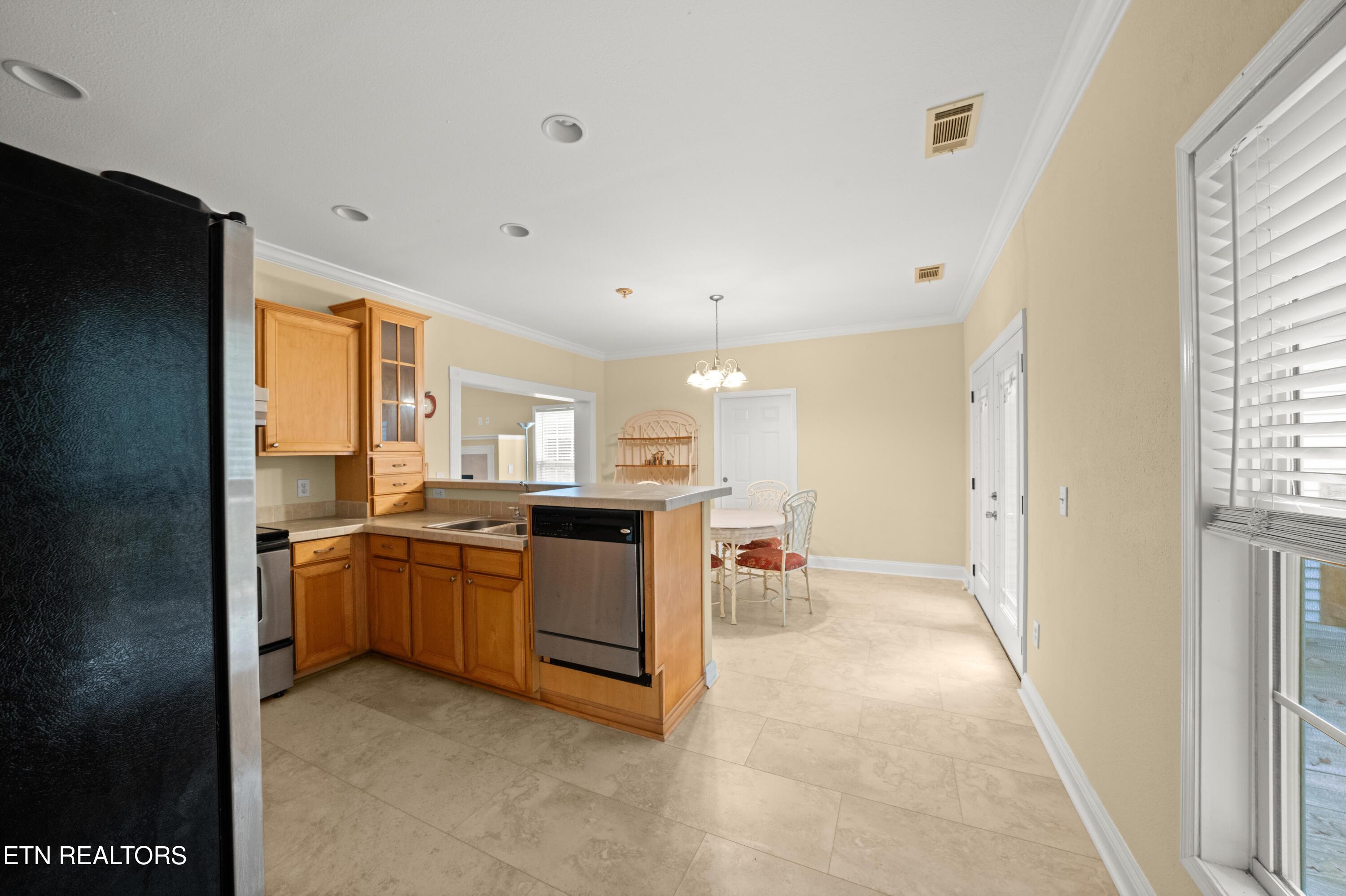 359 East Cove Road Monterey, TN 38574 - Photo 15 of 37 DSC06385