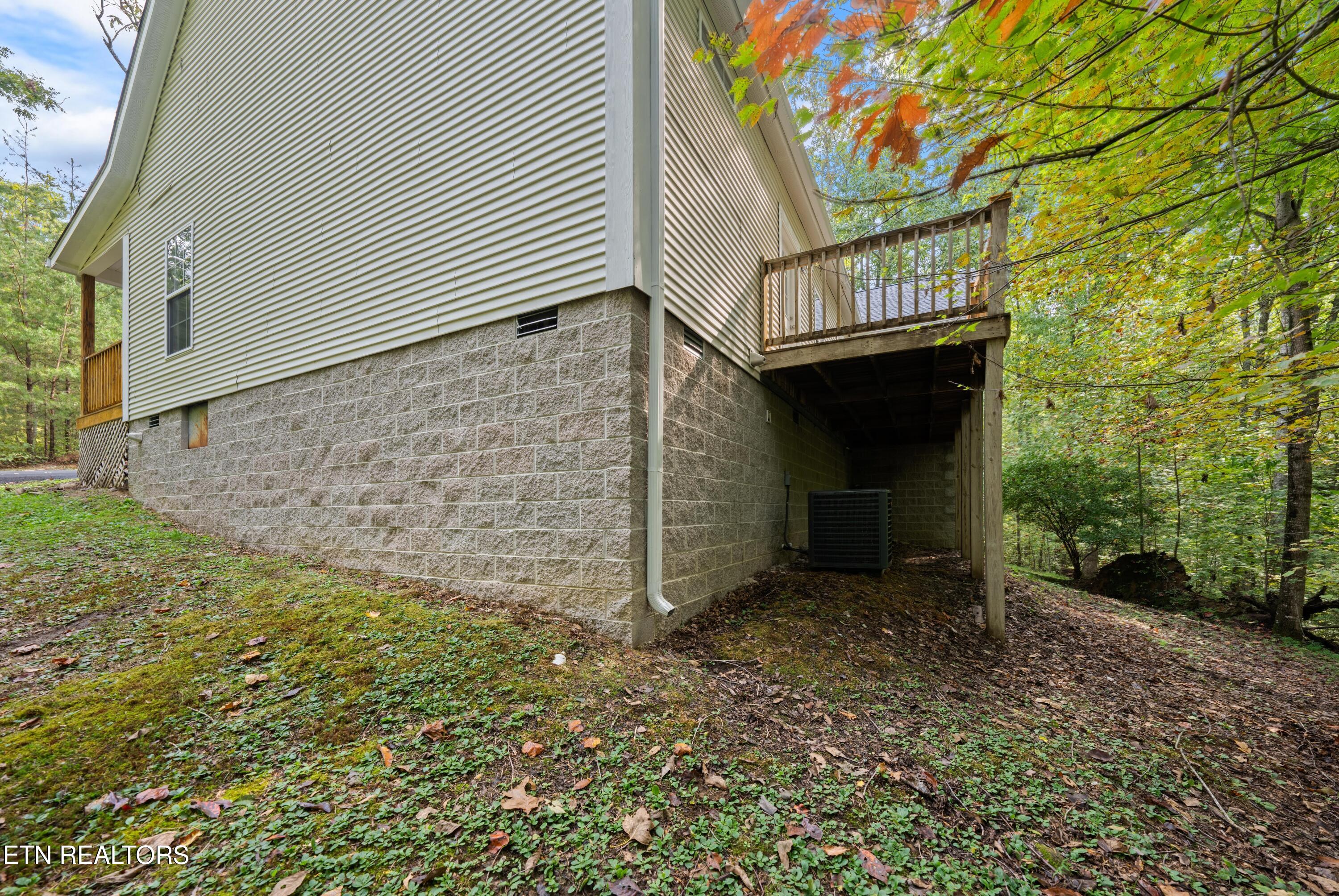 359 East Cove Road Monterey, TN 38574 - Photo 37 of 37 DSC06470