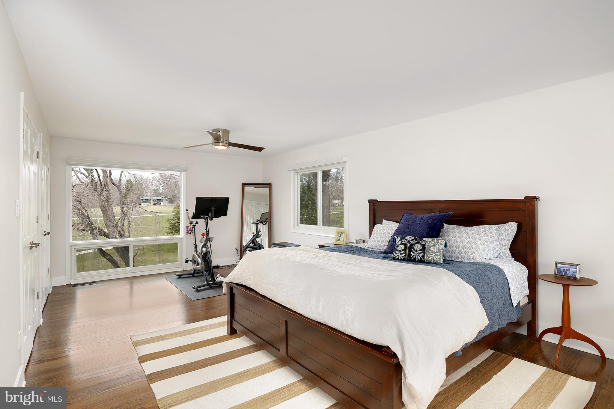 11302 Wedge Drive Reston, VA 20190 - Photo 18 of 30 Bedroom (Master)