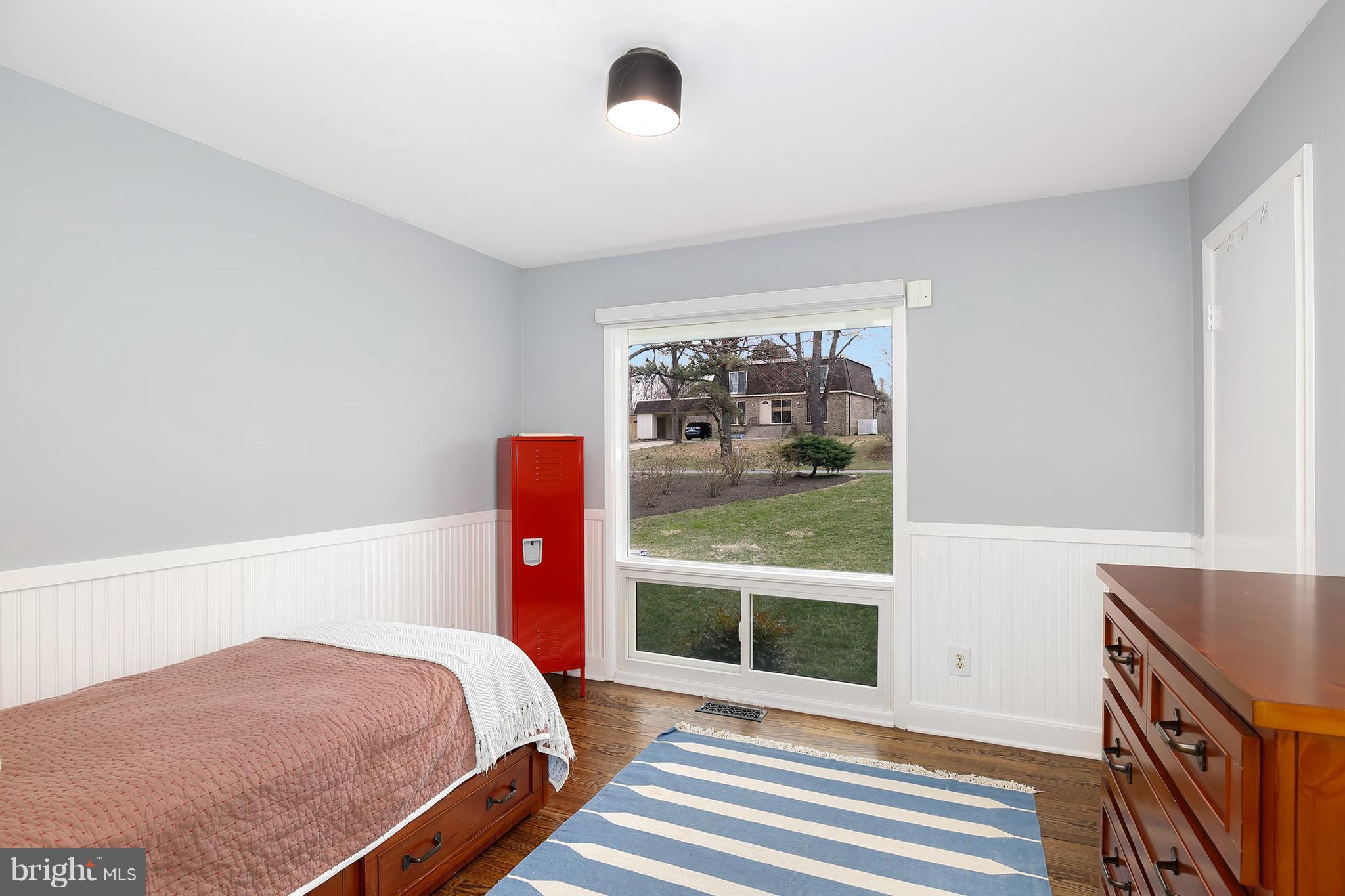 11302 Wedge Drive Reston, VA 20190 - Photo 22 of 30 Bedroom