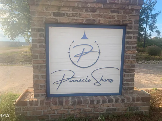 a sign that is on the side of a building