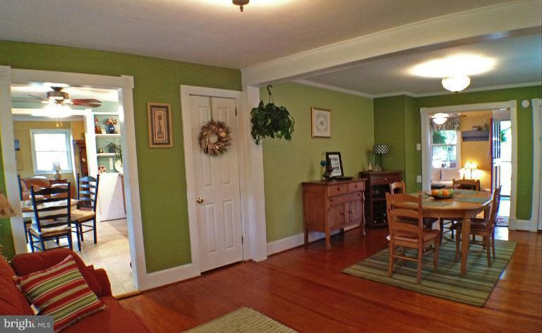 1711 Alberti Drive Silver Spring, MD 20902 - Photo 12 of 30 Dining Room