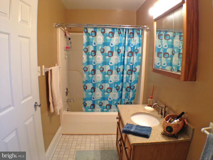 1711 Alberti Drive Silver Spring, MD 20902 - Photo 16 of 30 Bath