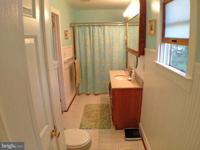 1711 Alberti Drive Silver Spring, MD 20902 - Photo 25 of 30 Bath