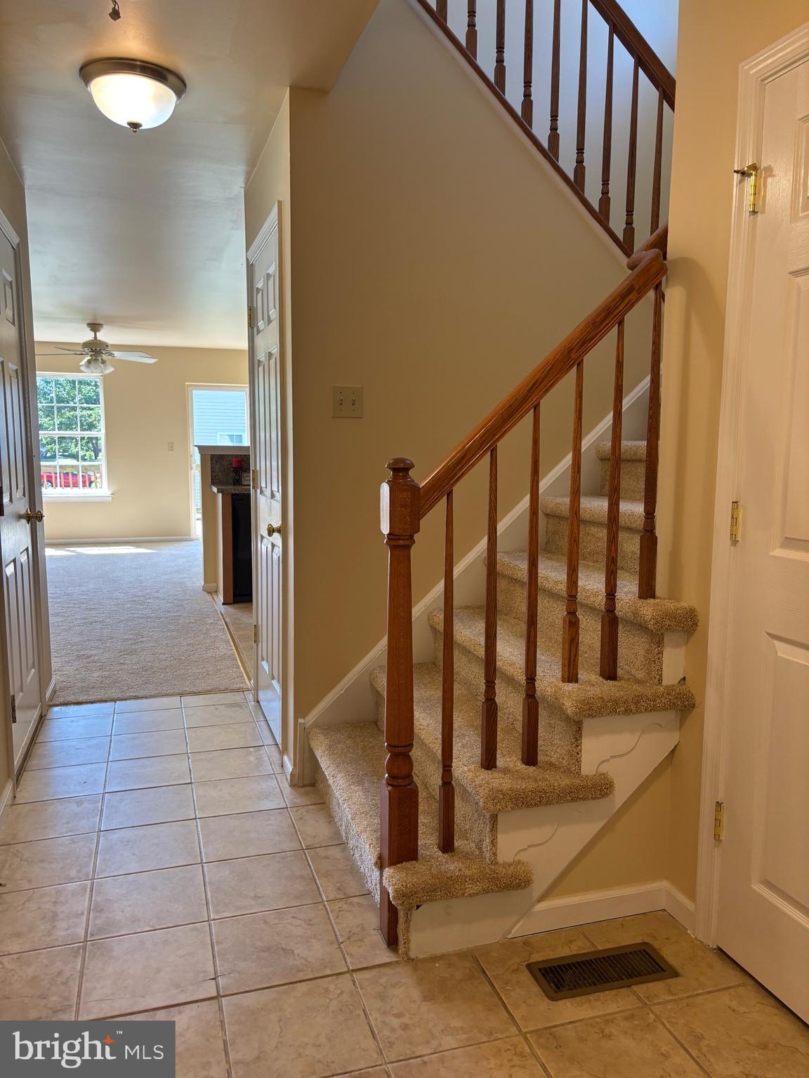 6846 Hunt Drive Macungie, PA 18062 - Photo 4 of 28 a view of an entryway