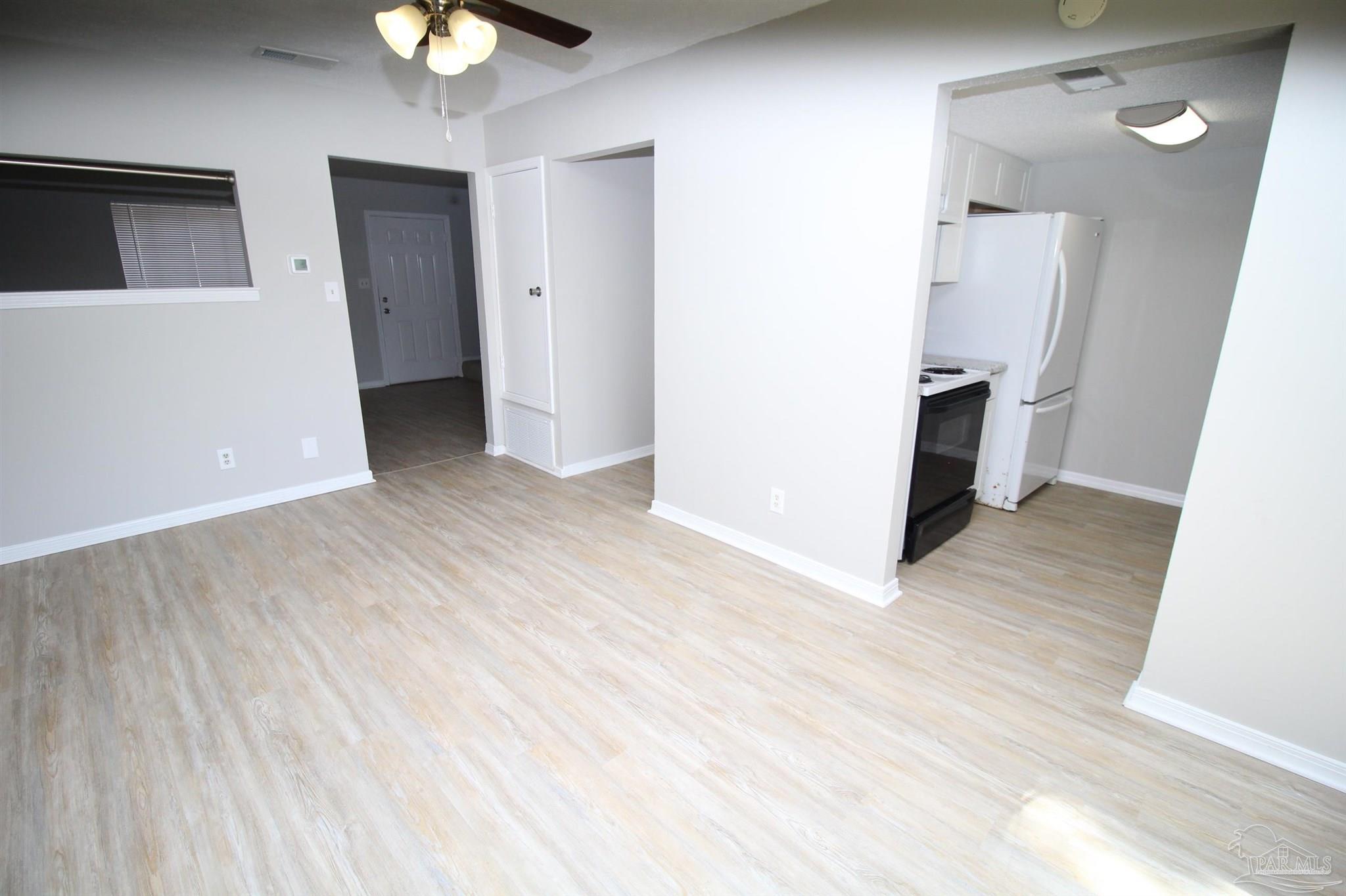 3687 East Olive Road Pensacola, FL 32514 - Photo 6 of 21