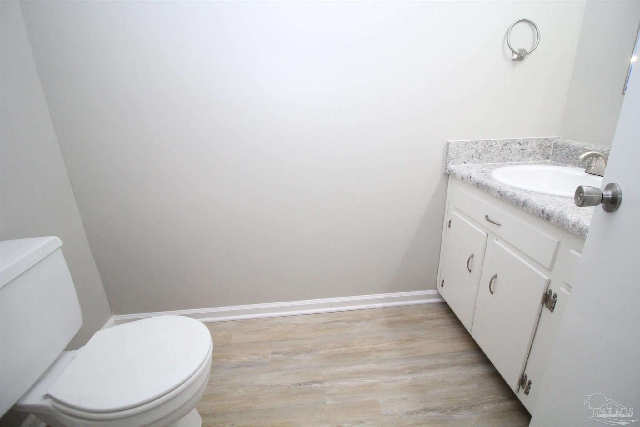 3687 East Olive Road Pensacola, FL 32514 - Photo 8 of 21