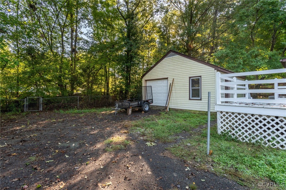 2631 Iverson Road Midlothian, VA 23112 - Photo 18 of 21