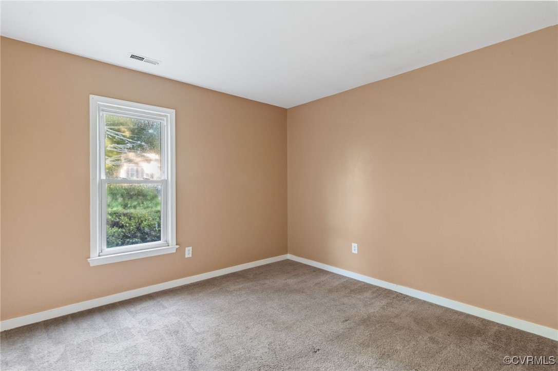 2631 Iverson Road Midlothian, VA 23112 - Photo 10 of 21