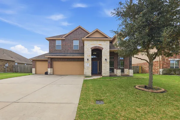 $474,000 | 11626 Eagle Ridge Drive, Mont Belvieu, TX 77535