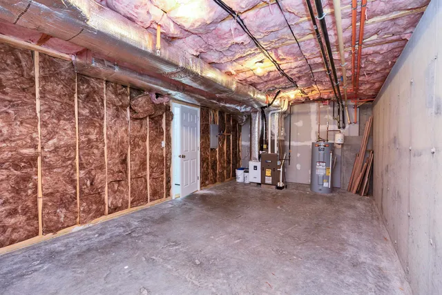 $499,000 | 163 Woodview Way, Unit 2, Manchester, NH 03102