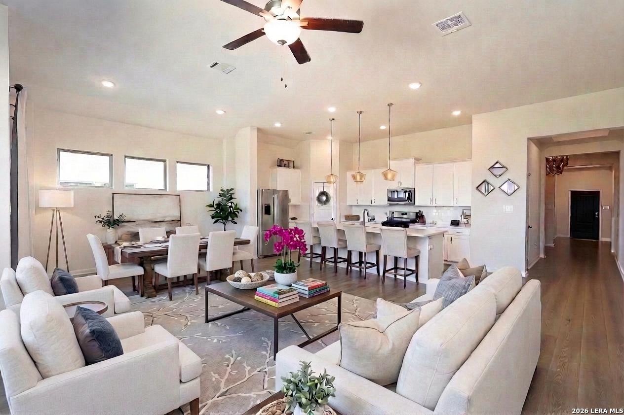 116 Ocotillo Boerne, TX 78006 - Photo 4 of 26