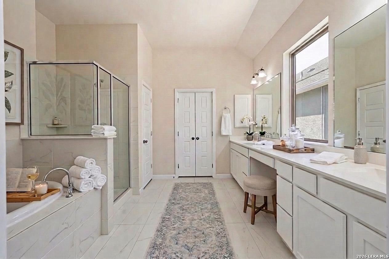 116 Ocotillo Boerne, TX 78006 - Photo 9 of 26