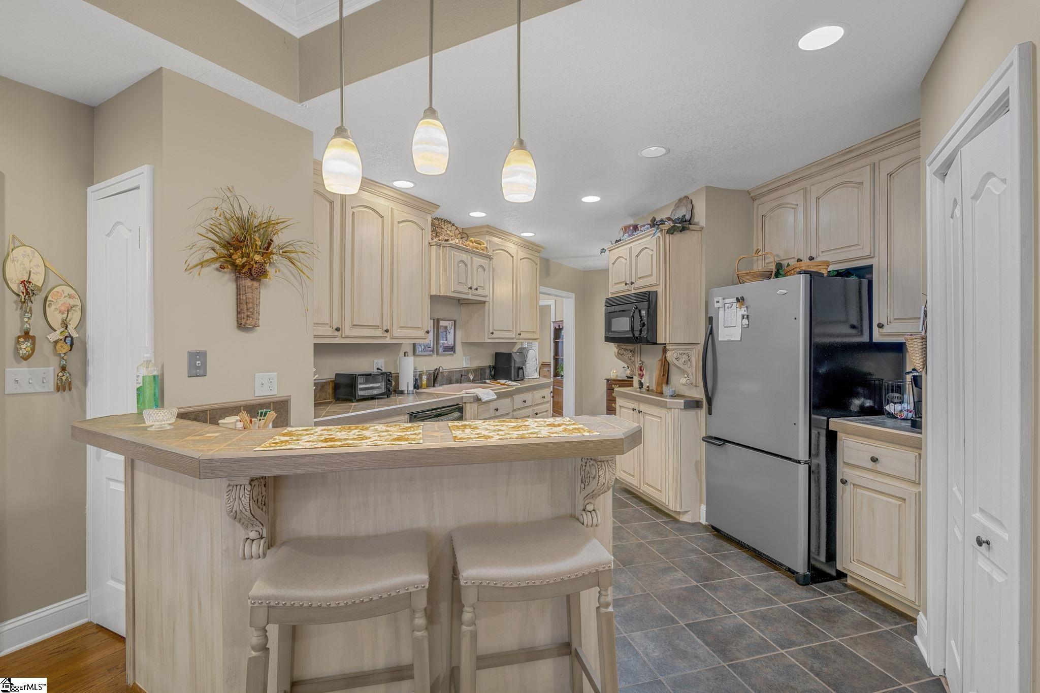 709 West Main Street Pickens, SC 29671 - Photo 11 of 36