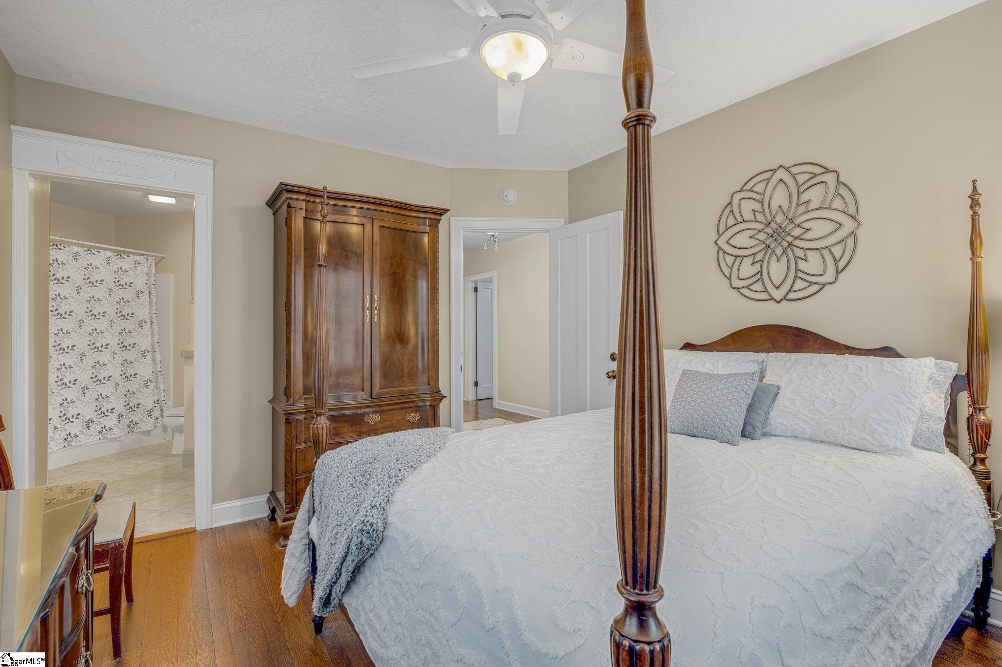 709 West Main Street Pickens, SC 29671 - Photo 18 of 36