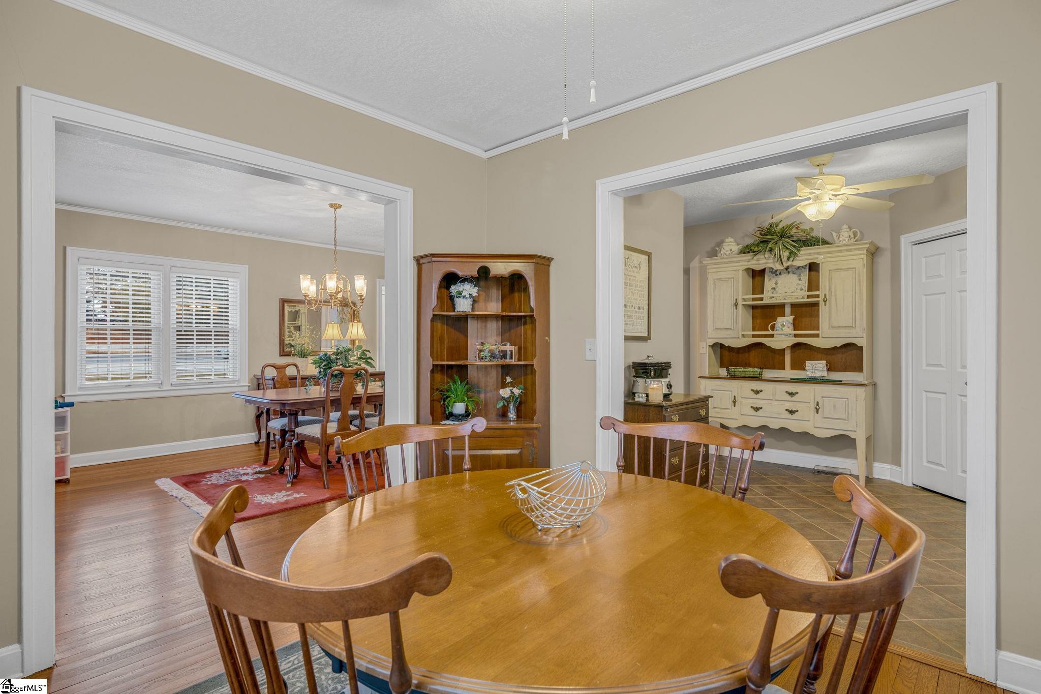 709 West Main Street Pickens, SC 29671 - Photo 9 of 36