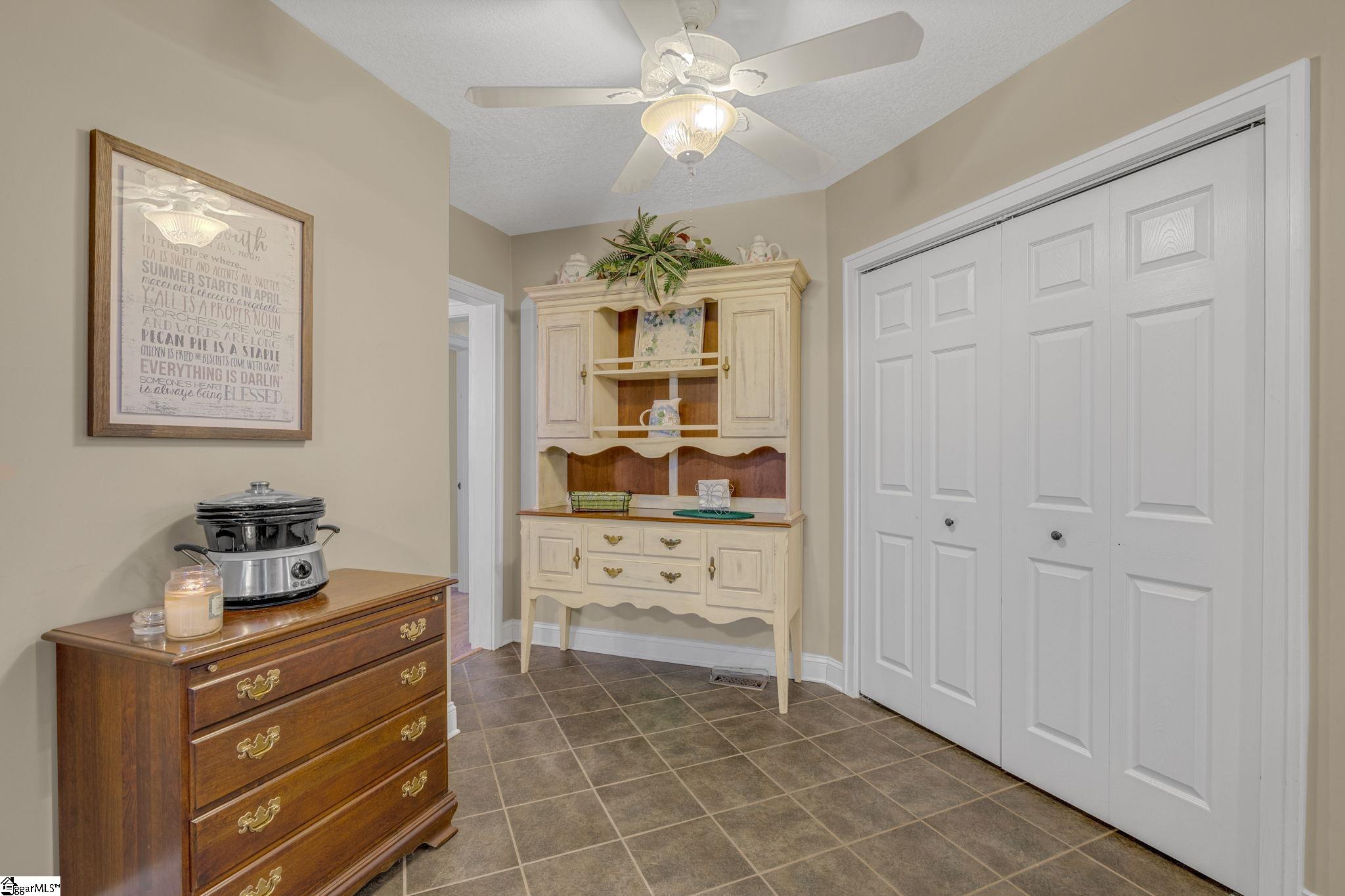 709 West Main Street Pickens, SC 29671 - Photo 10 of 36
