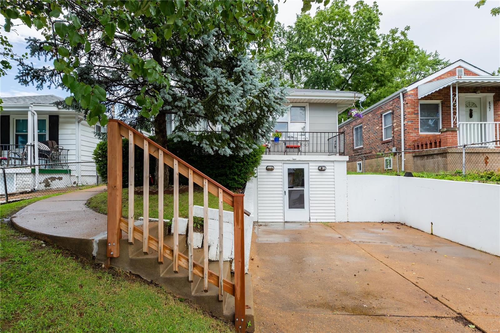 629 Reavis Barracks Road St. Louis, MO 63125 - Photo 18 of 18