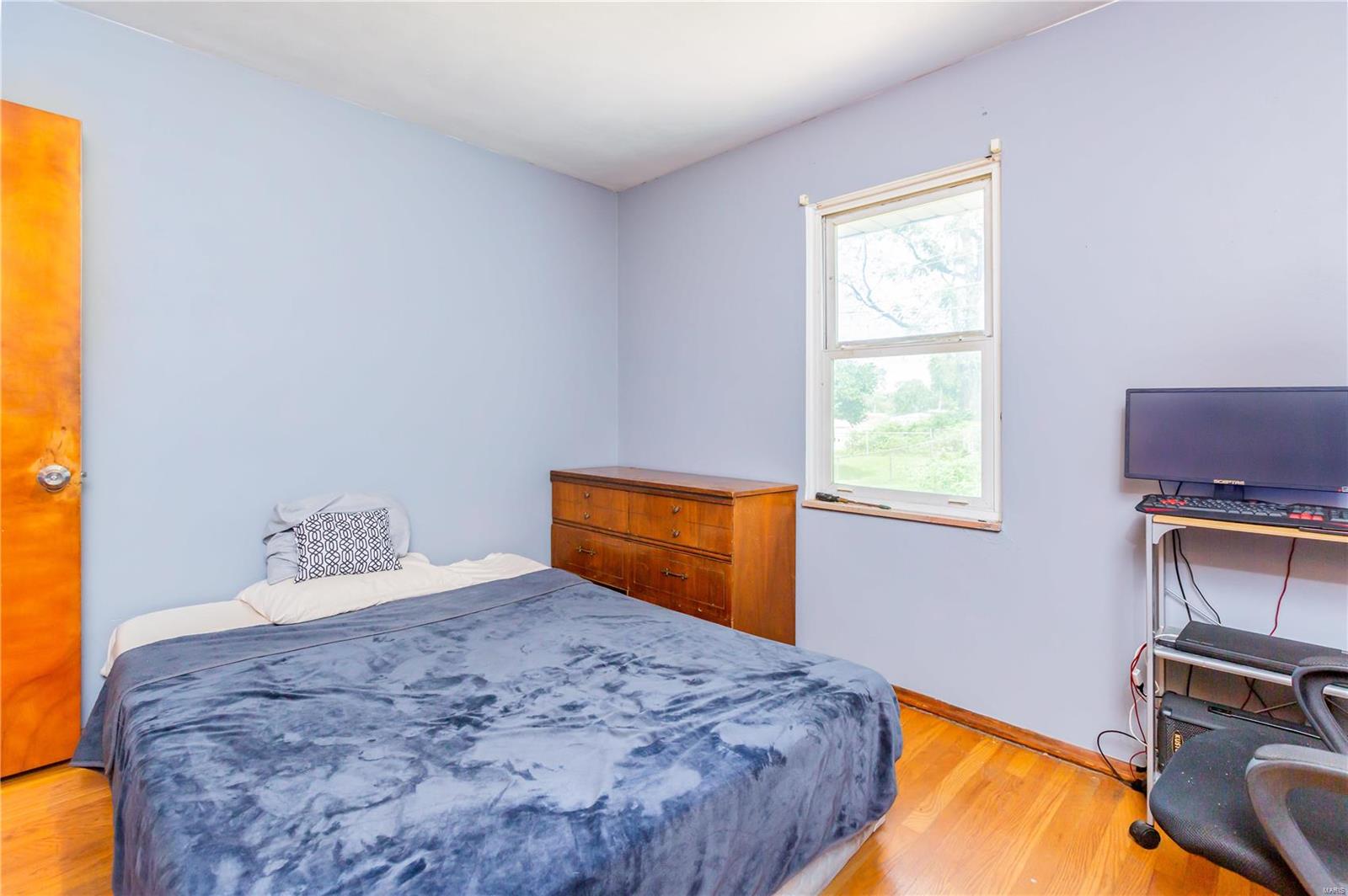 629 Reavis Barracks Road St. Louis, MO 63125 - Photo 9 of 18