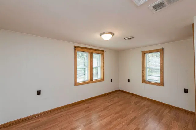 $1,950 | 10605 39th Avenue, Pleasant Prairie, WI 53158