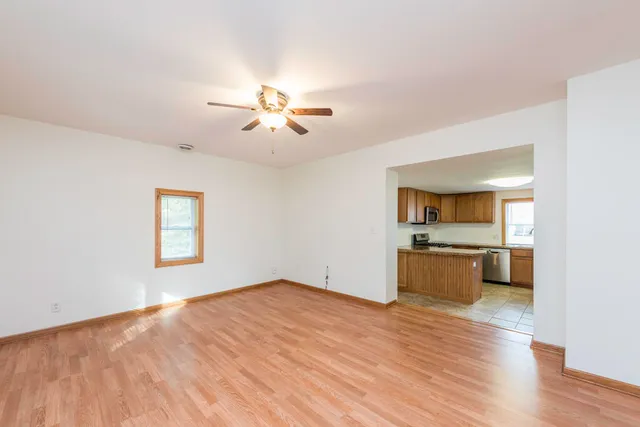 $1,950 | 10605 39th Avenue, Pleasant Prairie, WI 53158