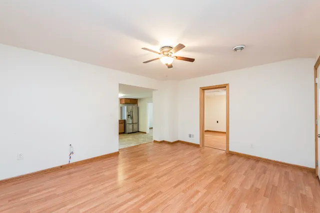 $1,950 | 10605 39th Avenue, Pleasant Prairie, WI 53158