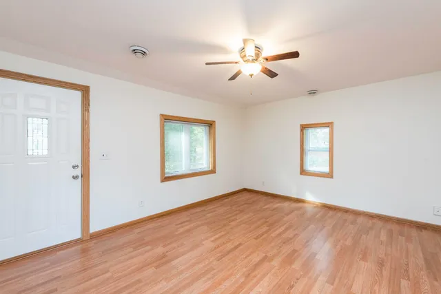 $1,950 | 10605 39th Avenue, Pleasant Prairie, WI 53158