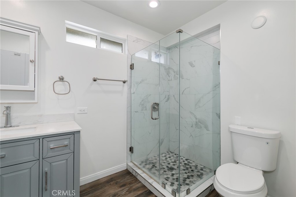 2128 Oak Crest Drive Riverside, CA 92506 - Photo 11 of 39 Share Bathroom 1