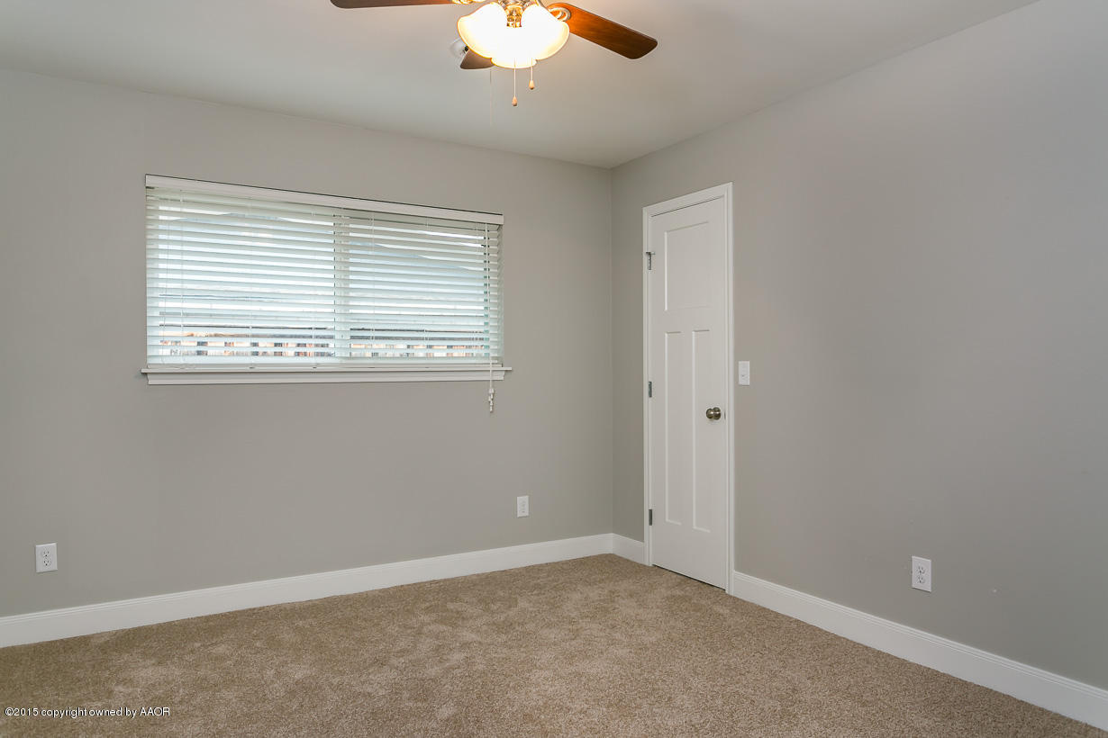 6103 Elmhurst Road Amarillo, TX 79106 - Photo 23 of 26 4th Bedroom