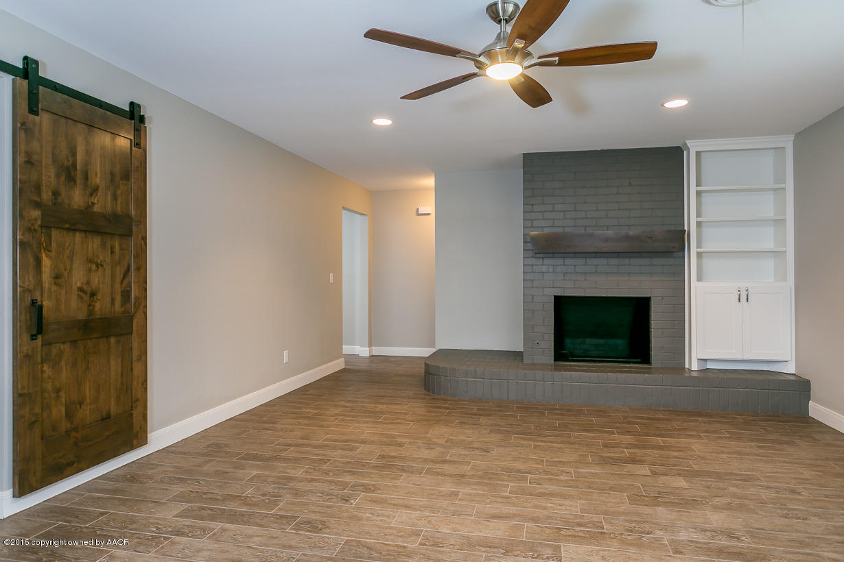 6103 Elmhurst Road Amarillo, TX 79106 - Photo 6 of 26 Den