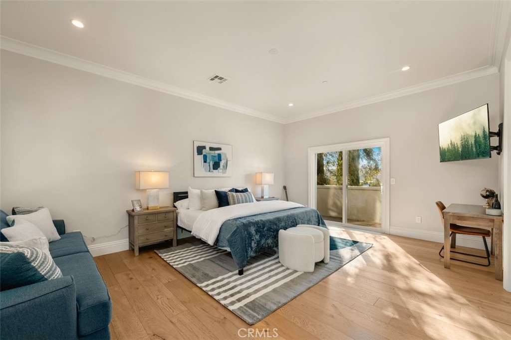 13248 Nightsky Drive Camarillo, CA 93012 - Photo 34 of 53 a bedroom with a bed and a couch