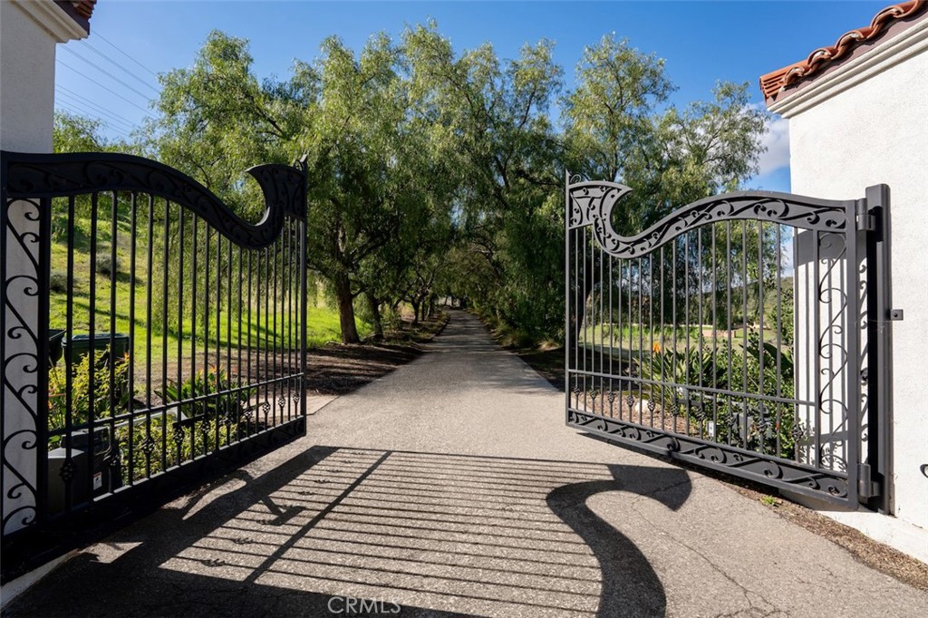13248 Nightsky Drive Camarillo, CA 93012 - Photo 4 of 53 a view of balcony with wooden floor