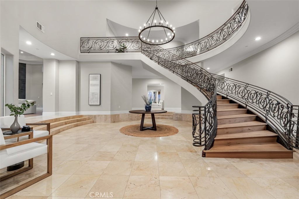 13248 Nightsky Drive Camarillo, CA 93012 - Photo 7 of 53 a view of entryway and hall