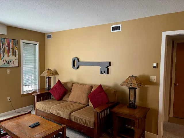 $334,000 | 350 Mountain Road, Unit B303, Ludlow, VT 05149