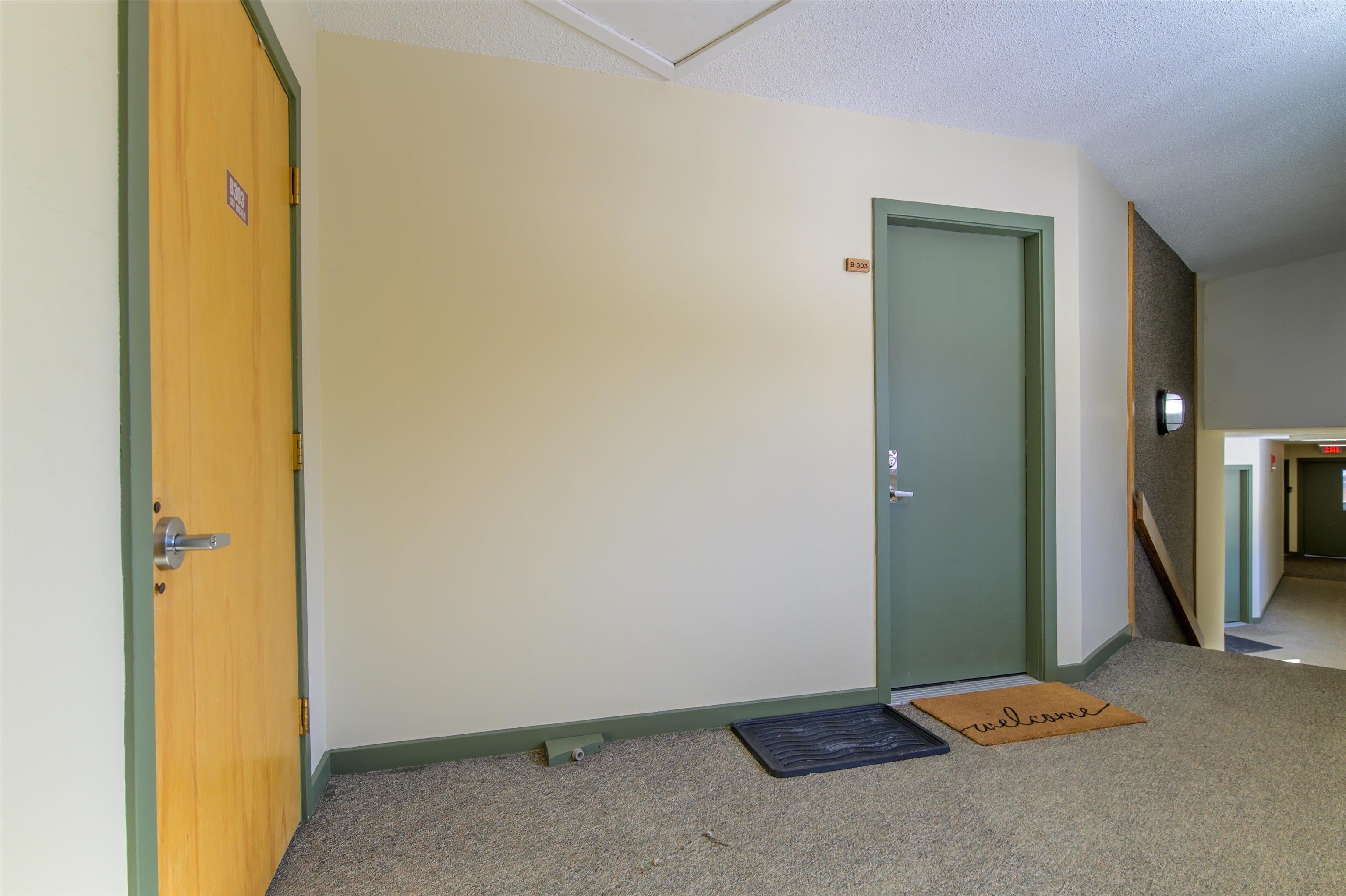 350 Mountain Road, Unit B303 Ludlow, VT 05149 - Photo 24 of 31