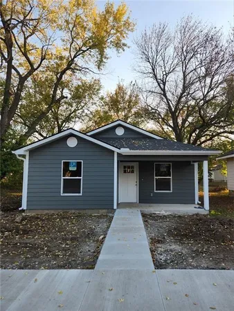 $204,500 | 322 West Forest Street, Pittsburg, KS 66762