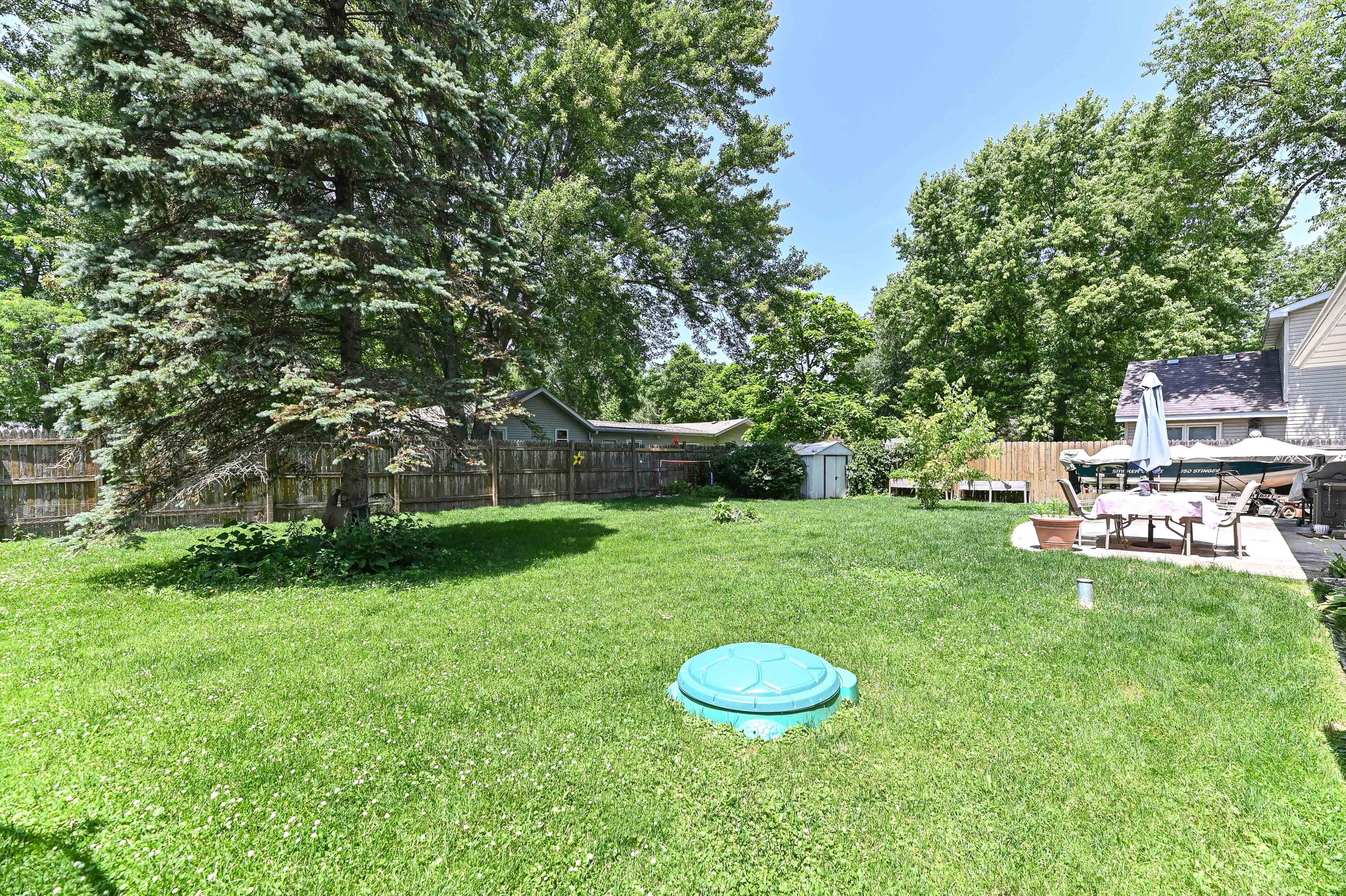 322 Woodlawn Avenue Rochester, WI 53105 - Photo 16 of 20 woodlawn-24