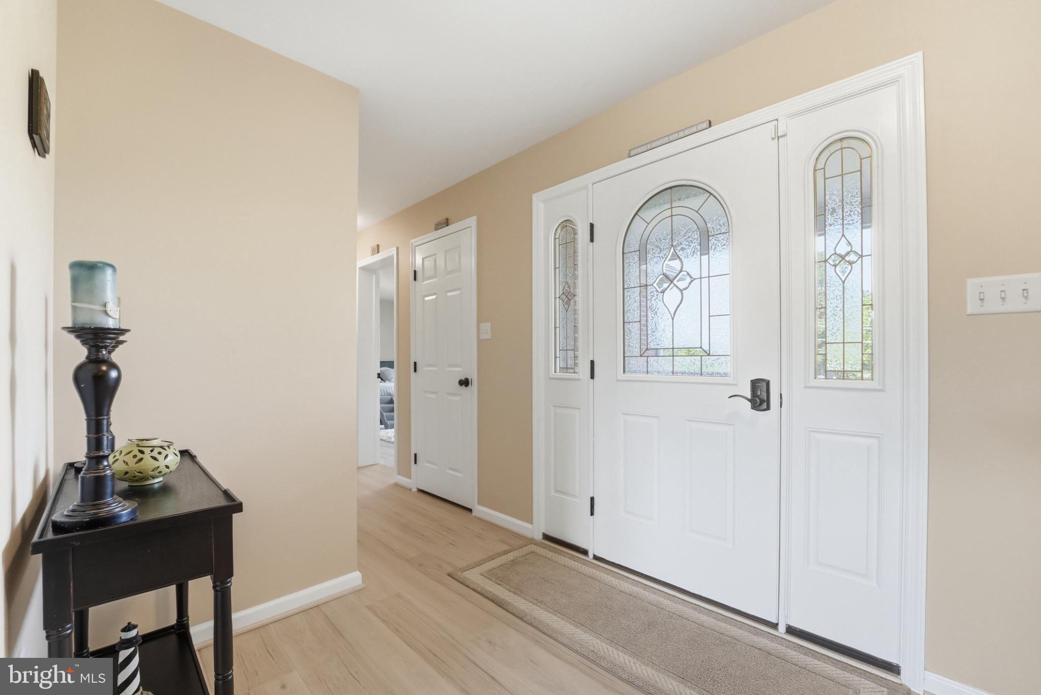 11337 Old Stillhouse Road Boston, VA 22713 - Photo 12 of 58 a view of a livingroom with wooden floor