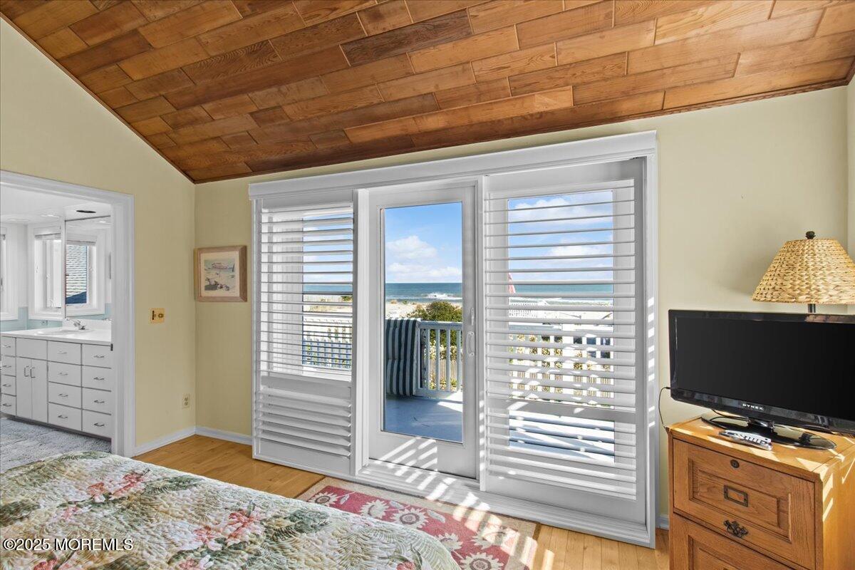 262 Sunset Lane Mantoloking, NJ 08738 - Photo 16 of 45 a view of livingroom with furniture
