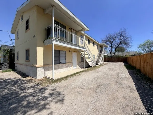 $1,000 | 1418 Romero, Unit 1, San Antonio, TX 78237
