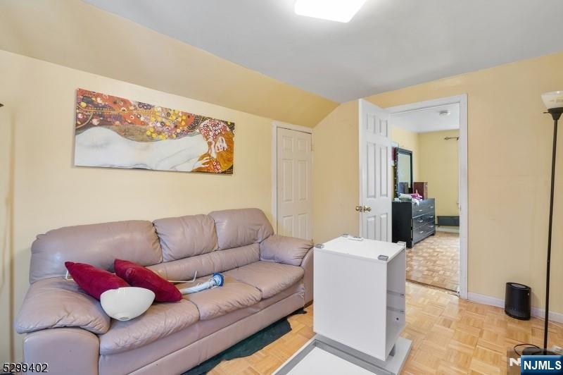 27 Donaldson Avenue Rutherford, NJ 07070 - Photo 13 of 18