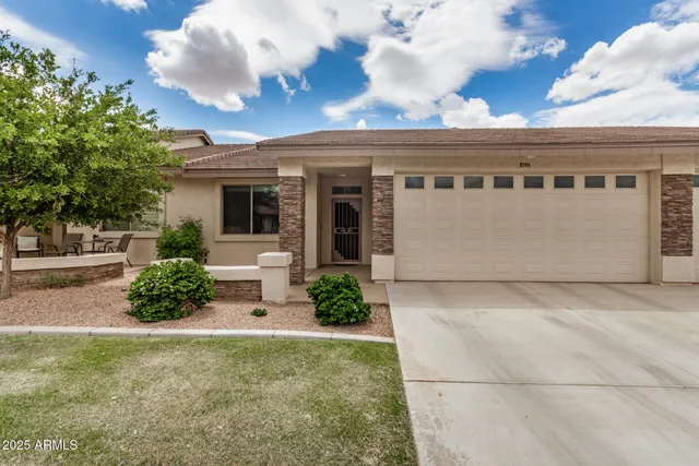 $495,000 | 2662 South Springwood Boulevard, Unit 462, Mesa, AZ 85209