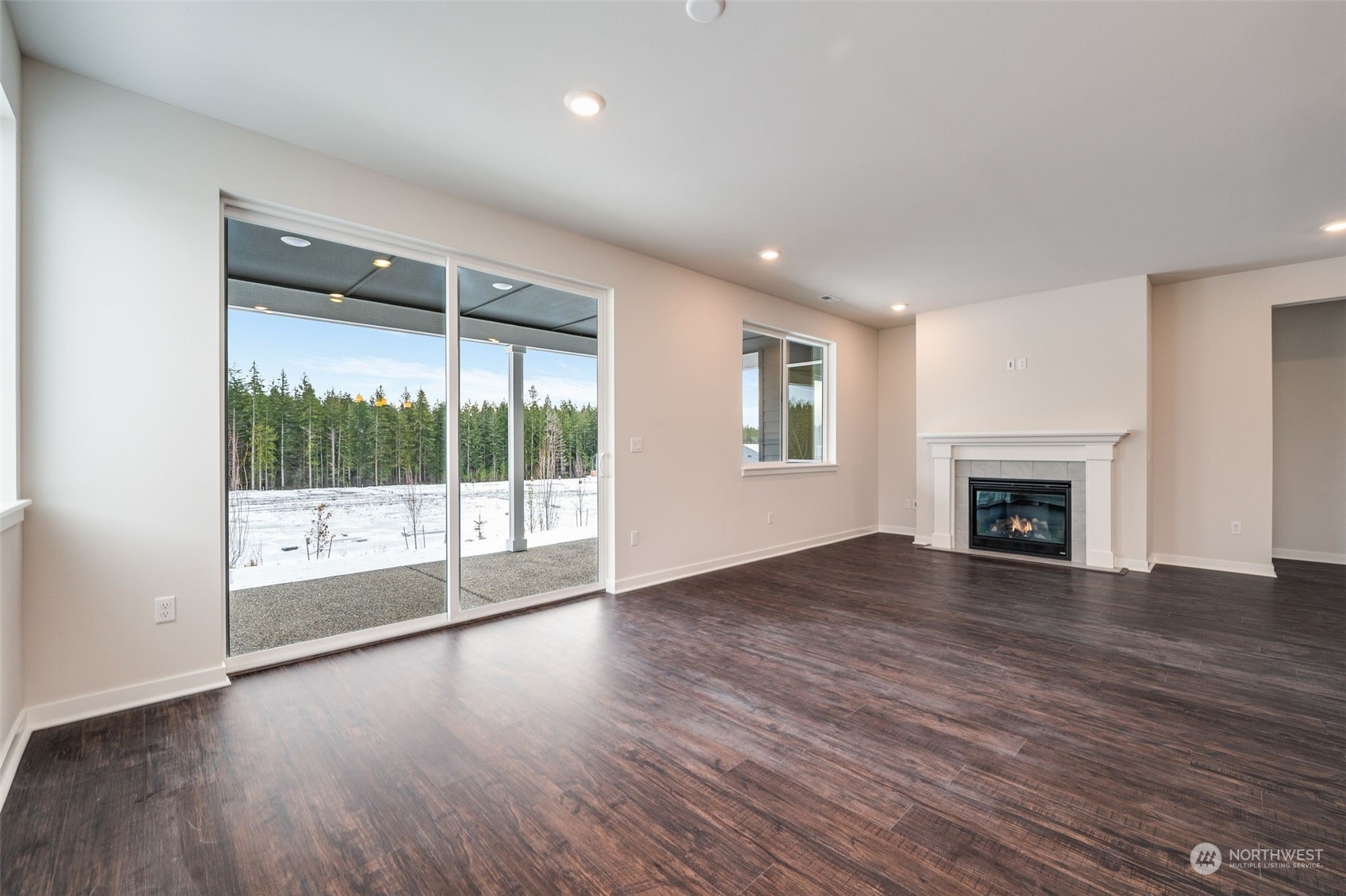23606 Arbors Terrace Road Northeast, Unit 38 Kingston, WA 98346 - Photo 3 of 26 Gallery Image 3