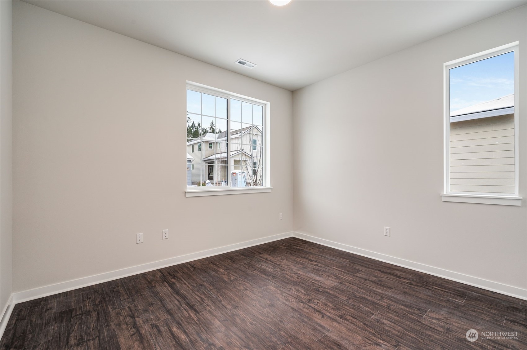 23606 Arbors Terrace Road Northeast, Unit 38 Kingston, WA 98346 - Photo 10 of 26 Gallery Image 10