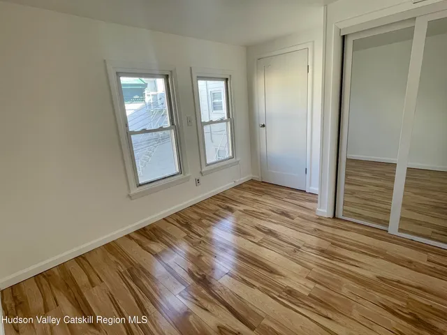 $2,050 | 720 Warren Street, Unit 7, Hudson, NY 12534